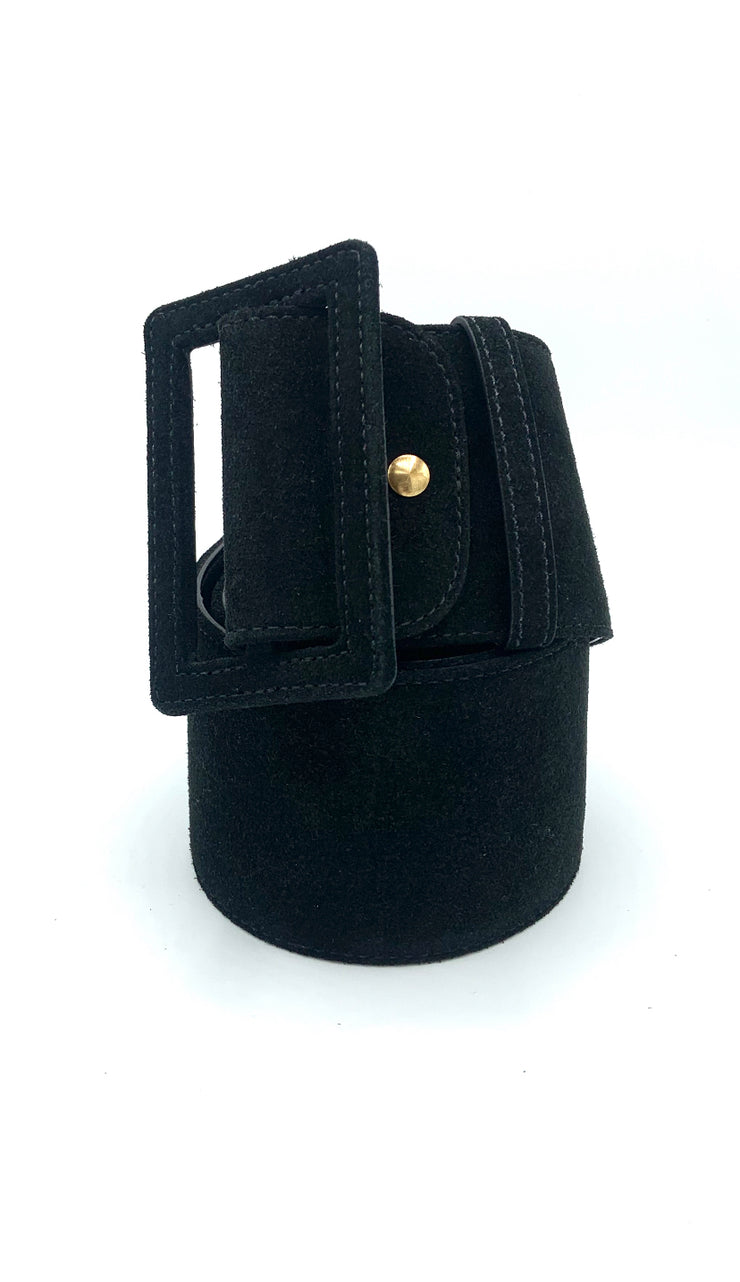 <transcy>Black hepburn</transcy>