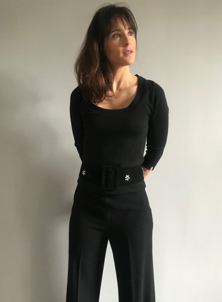 <transcy>Black hepburn</transcy>