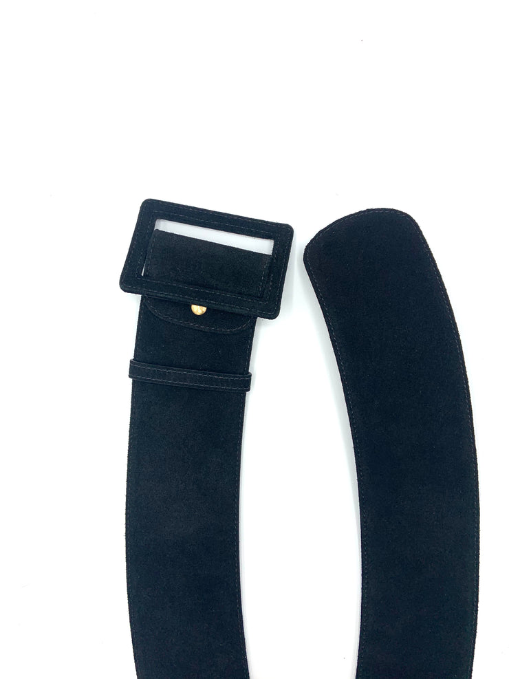 <transcy>Black hepburn</transcy>